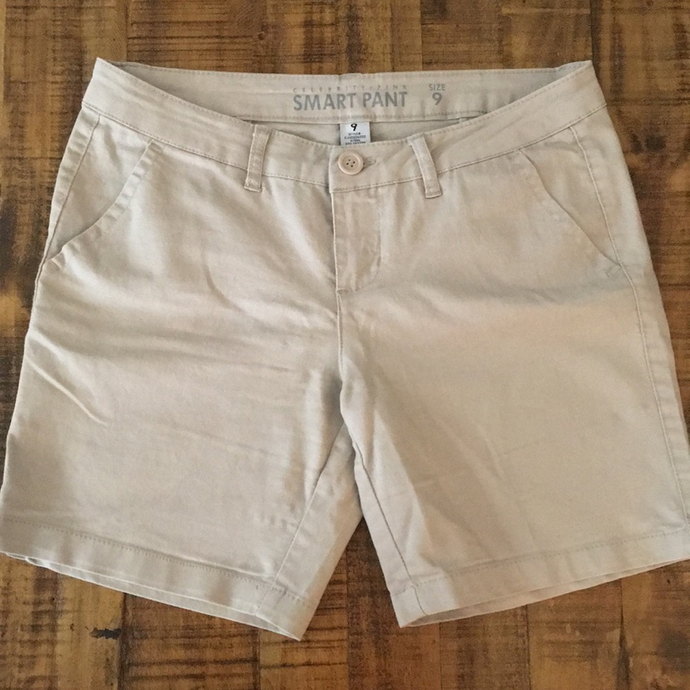 ⭐️LAST CALL- DONATING⭐️ Khaki Shorts